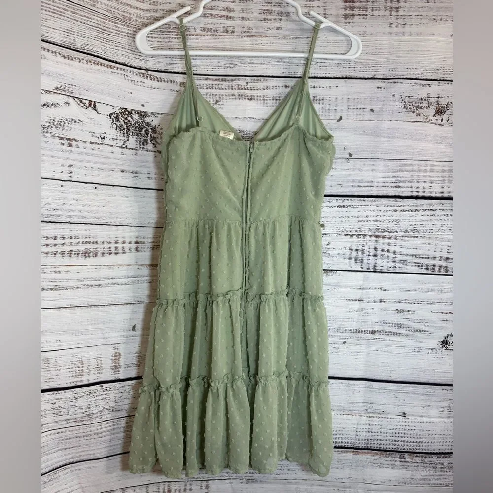 Altar’d state Dress Womens Size Medium chiffon lace tiered Sage‎ Green Mini